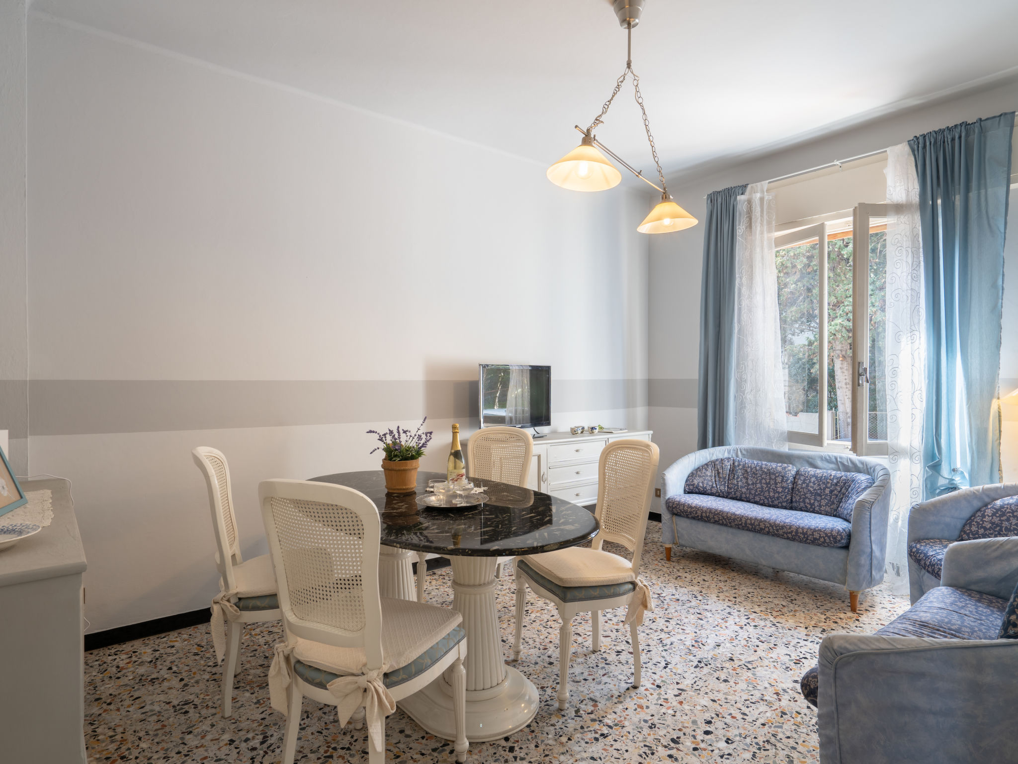 Foto 1 - Apartment mit 3 Schlafzimmern in San Lorenzo al Mare mit terrasse und blick aufs meer