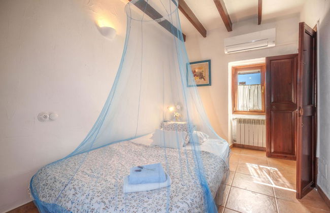 3 bedroom House in Capdepera with garden and terrace - Photo 12