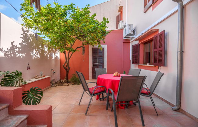 3 bedroom House in Capdepera with garden and terrace - Photo 5