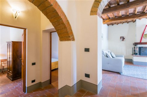 Foto 14 - Apartamento de 2 habitaciones en Castelfiorentino con piscina y jardín