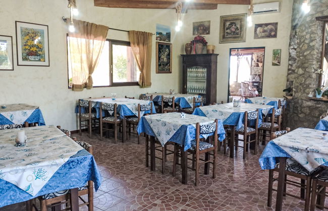 Apartamento de 3 quartos em Ricadi com piscina e jardim - Foto 11