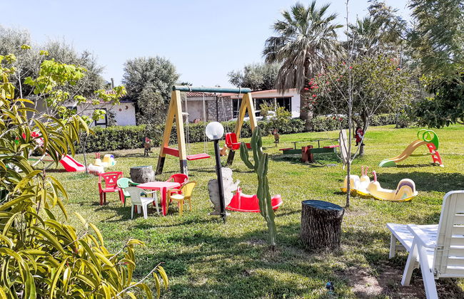 Apartamento de 3 quartos em Ricadi com piscina e jardim - Foto 15
