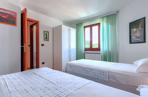 Foto 21 - Apartamento de 2 quartos em Medulin com jardim