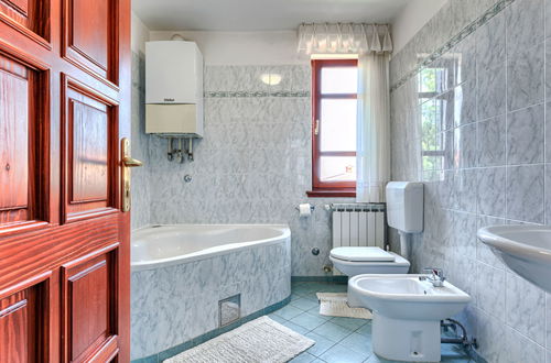 Foto 22 - Apartamento de 2 quartos em Medulin com jardim
