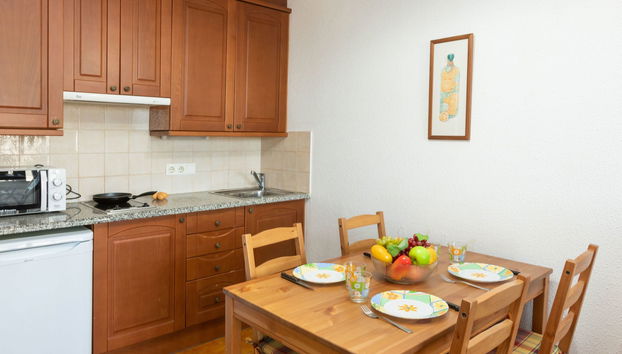 Apartamento en l'Escala con piscina y jardín - Foto 3