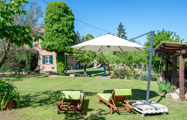 Casa de 3 quartos em Mombaruzzo com jardim e terraço - Foto 2