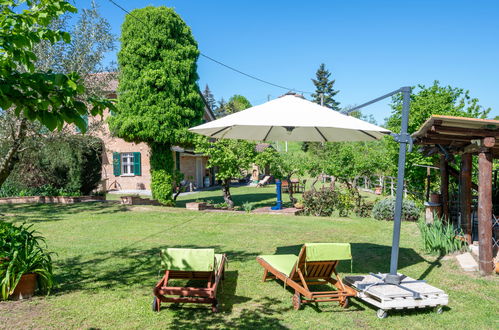 Photo 2 - Maison de 2 chambres à Mombaruzzo avec jardin et terrasse