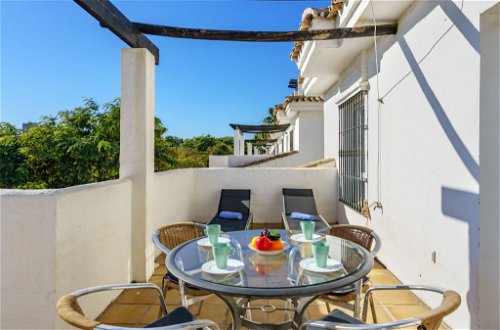 Photo 24 - 2 bedroom Apartment in Marbella with swimming pool and sea view