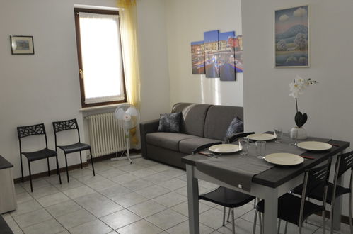 Foto 4 - Apartamento de 2 quartos em Lazise com piscina e vista para a montanha