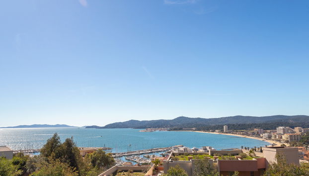 Apartamento de 3 quartos em Le Lavandou com piscina e terraço - Foto 5