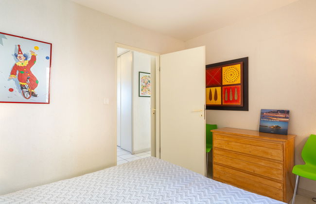 Apartamento de 3 quartos em Le Lavandou com piscina e terraço - Foto 15