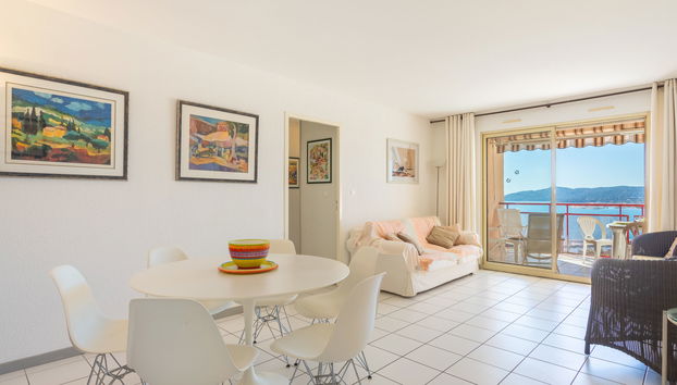 Apartamento de 3 quartos em Le Lavandou com piscina e terraço - Foto 3