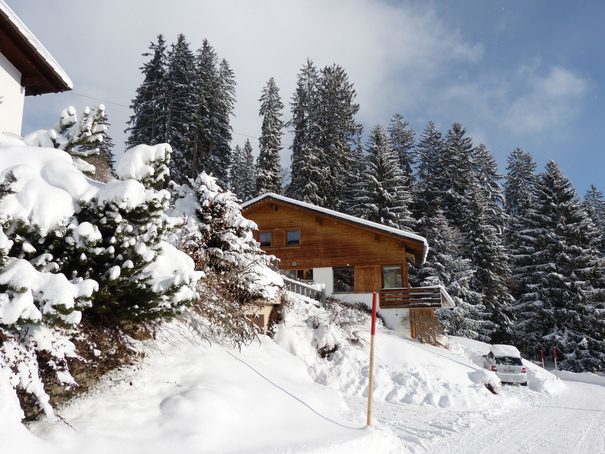 Foto 2 - Appartamento con 4 camere da letto a Luzein con piscina e vista sulle montagne