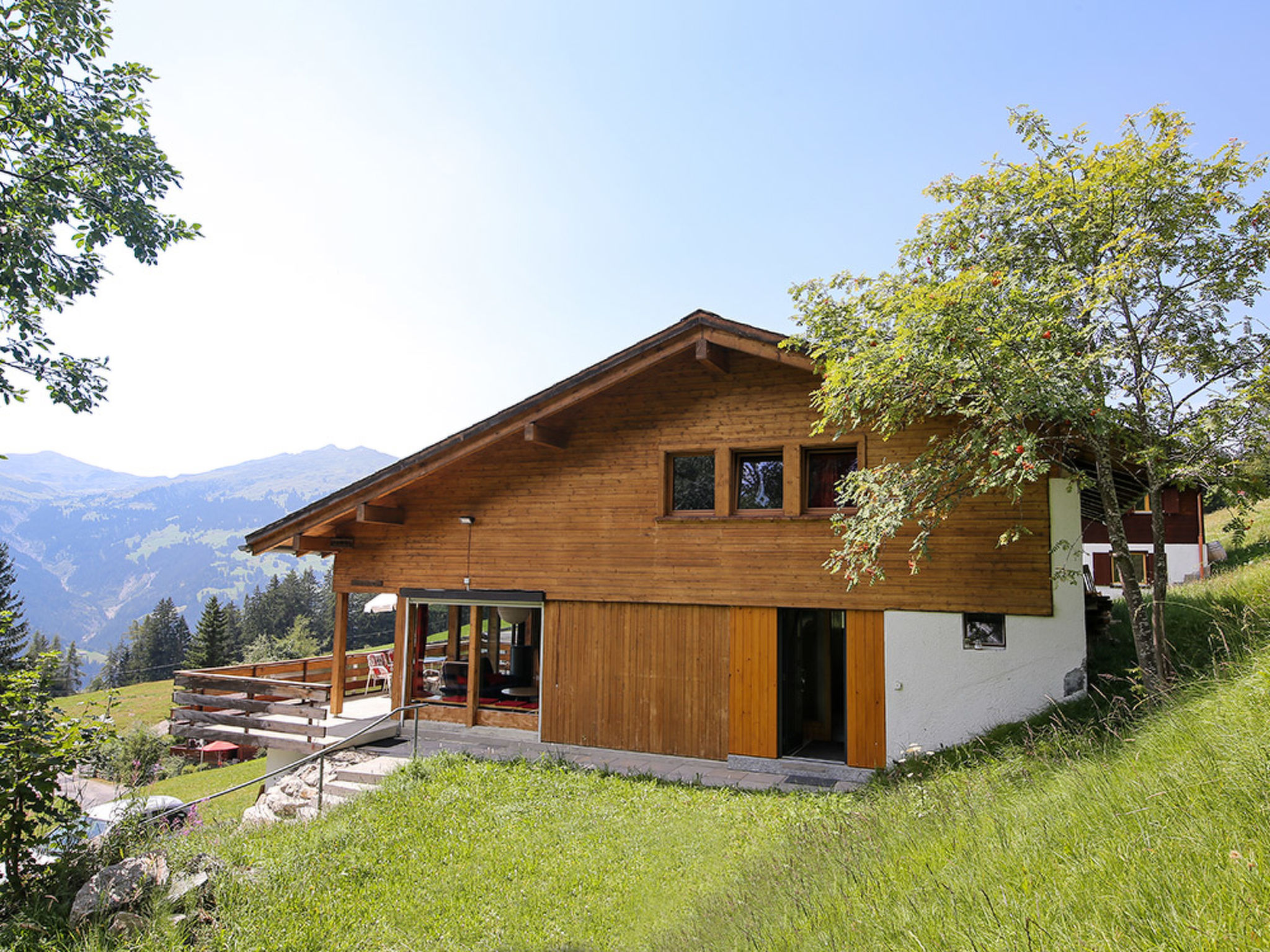 Photo 1 - Appartement de 4 chambres à Luzein avec piscine et vues sur la montagne