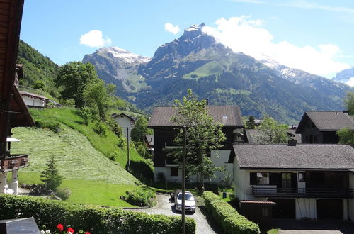 Foto 23 - Apartamento de 2 habitaciones en Engelberg con jardín