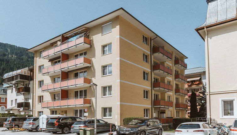 Photo 1 - Apartment in Bad Gastein with mountain view