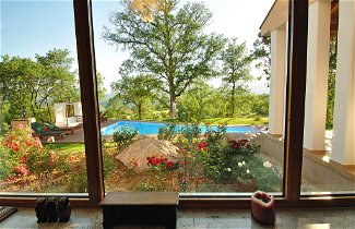 Foto 3 - Casa con 4 camere da letto a Buzet con piscina privata e giardino