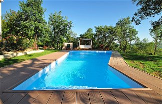 Foto 1 - Casa con 4 camere da letto a Buzet con piscina privata e giardino