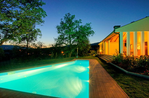 Photo 22 - 4 bedroom House in Buzet with private pool and garden