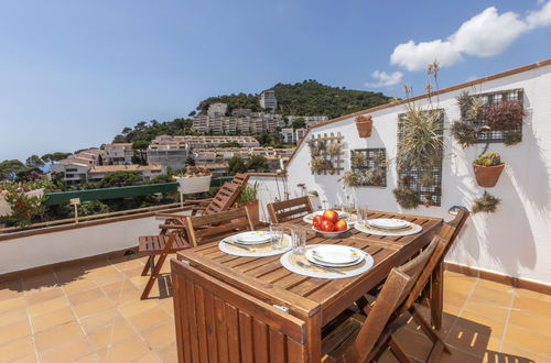 Foto 19 - Appartamento con 3 camere da letto a Tossa de Mar con terrazza