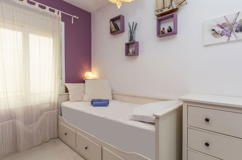 Foto 16 - Appartamento con 3 camere da letto a Tossa de Mar con terrazza