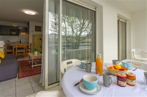 Foto 15 - Apartment mit 1 Schlafzimmer in Royan mit terrasse und blick aufs meer