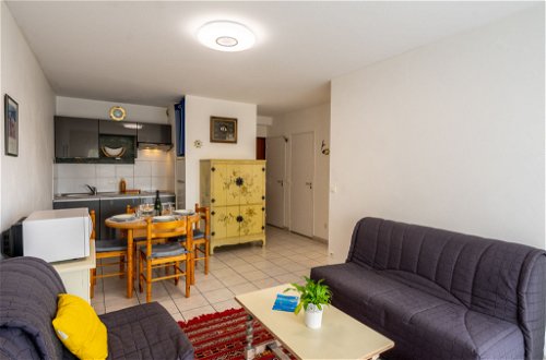 Foto 9 - Appartamento con 1 camera da letto a Royan con terrazza e vista mare