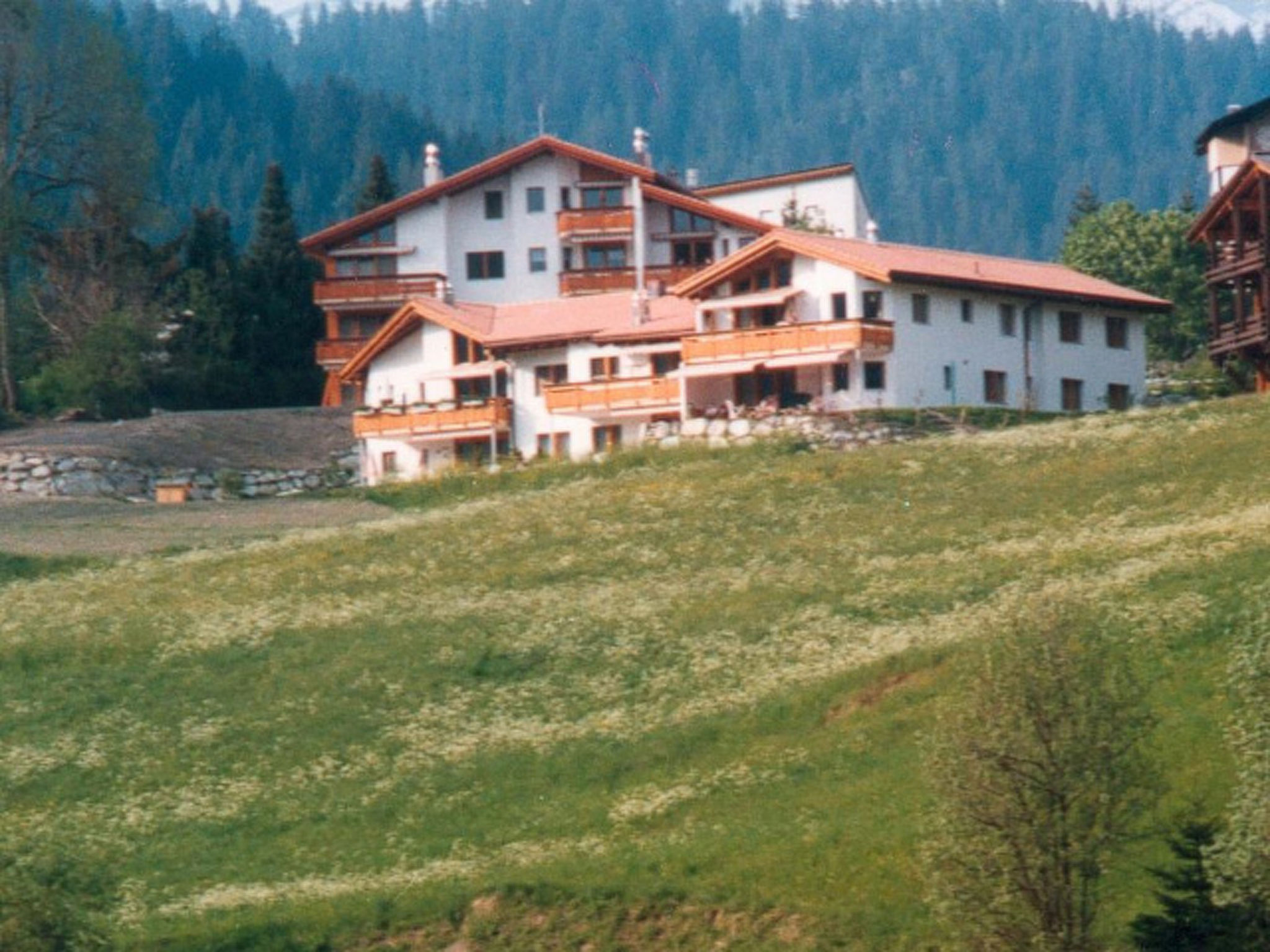 Foto 10 - Apartamento de 2 habitaciones en Laax con sauna y vistas a la montaña