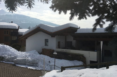 Photo 3 - 2 bedroom Apartment in Laax with sauna and mountain view