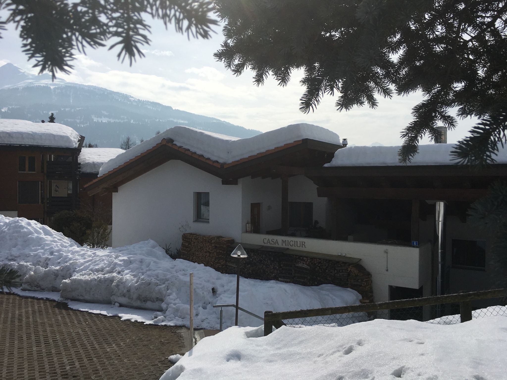Foto 3 - Apartamento de 2 habitaciones en Laax con sauna y vistas a la montaña