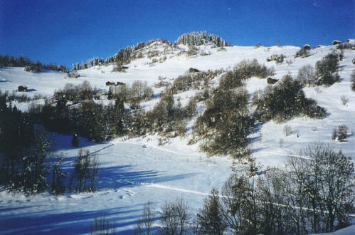 Foto 13 - Appartamento con 2 camere da letto a Laax con sauna e vista sulle montagne