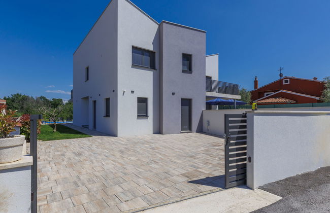 Casa de 4 quartos em Poreč com piscina privada e jardim - Foto 32