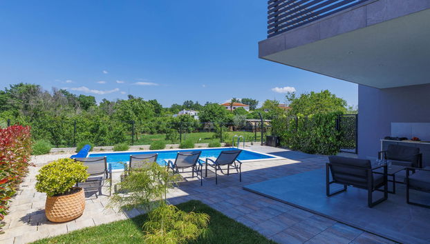 Casa con 4 camere da letto a Poreč con piscina privata e giardino - Foto 2