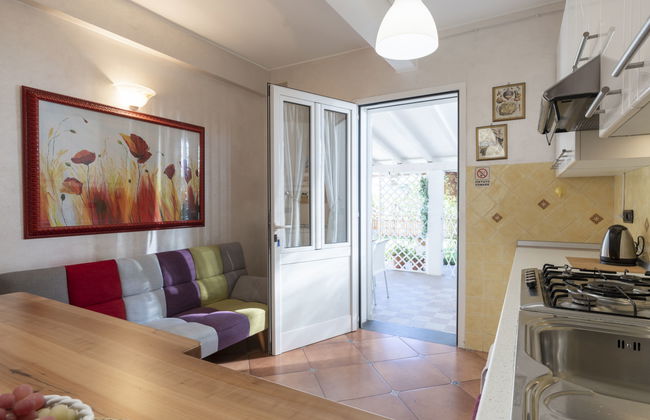 Apartamento de 1 quarto em Vallecrosia com jardim e terraço - Foto 8