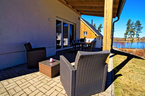 Foto 1 - Haus mit 2 Schlafzimmern in Frymburk mit terrasse und blick auf die berge