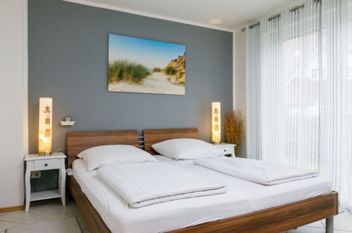 Foto 15 - Appartamento con 2 camere da letto a Trassenheide con terrazza e vista mare