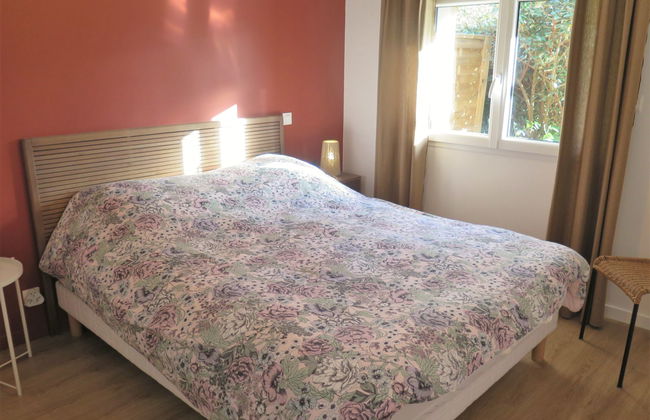 Casa de 5 quartos em Azur com piscina privada e jardim - Foto 5
