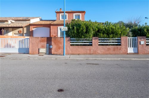 Photo 17 - 4 bedroom House in Narbonne with terrace and sea view