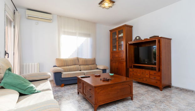 Haus mit 4 Schlafzimmern in Vinaròs mit schwimmbad und garten - Foto 3