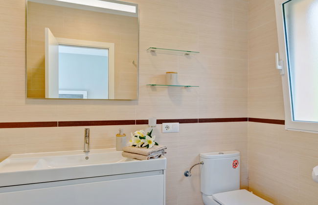 Casa de 4 quartos em Jávea com piscina privada e jardim - Foto 17