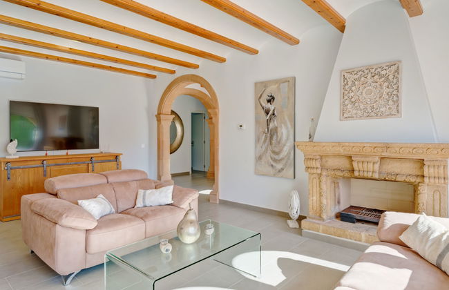 Casa de 4 quartos em Jávea com piscina privada e jardim - Foto 4