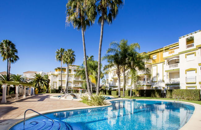 Appartement de 2 chambres à Dénia avec piscine et jardin - Photo 1