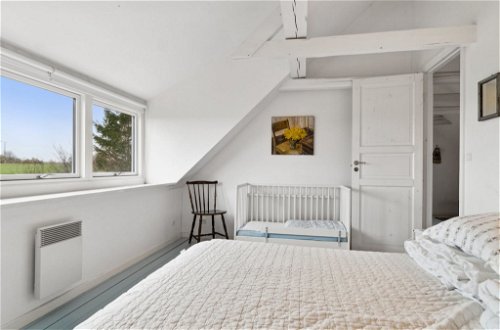 Foto 14 - Casa con 4 camere da letto a Gudhjem con terrazza