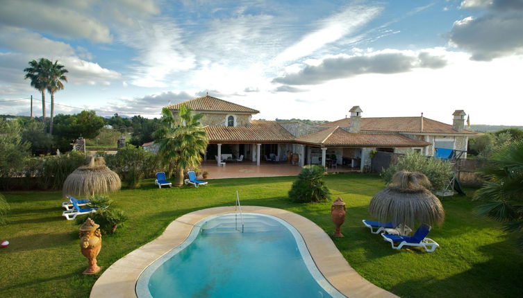 Photo 1 - Maison de 4 chambres à Muro avec piscine privée et vues à la mer