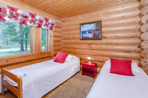 Photo 12 - 6 bedroom House in Lieksa with sauna