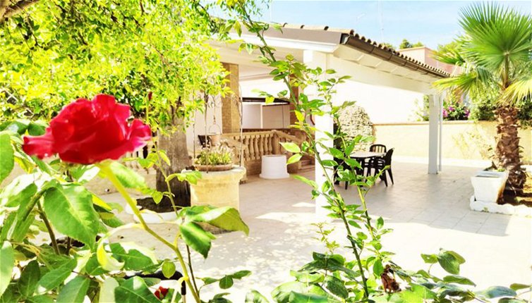 Foto 1 - Casa de 3 quartos em Taviano com jardim