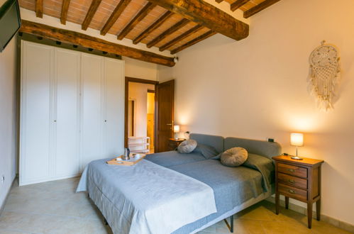 Foto 24 - Apartment mit 2 Schlafzimmern in San Gimignano mit schwimmbad und terrasse