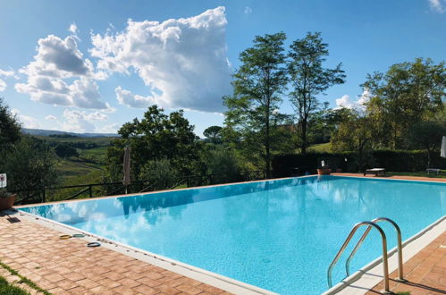 Foto 2 - Apartamento de 2 habitaciones en San Gimignano con piscina y terraza