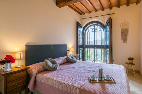 Foto 5 - Apartamento de 2 habitaciones en San Gimignano con piscina y jardín