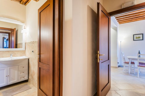 Foto 15 - Apartment mit 2 Schlafzimmern in San Gimignano mit schwimmbad und terrasse